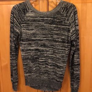 SI-IAE Brand Sweater Sexy Back